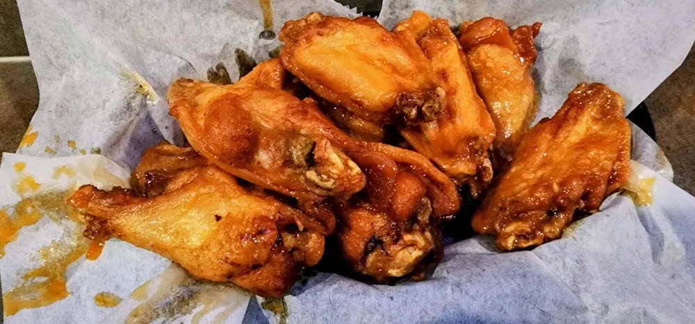 Hot Honey Garlic Chicken Wings